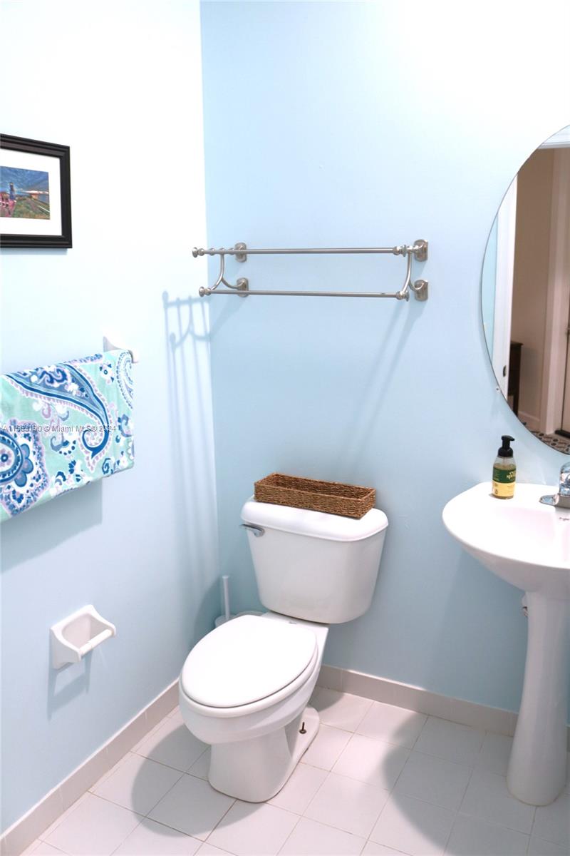1032 Northeast 40th Road Homestead, FL 33033 - Photo 16 of 16 Gallery Image 16
