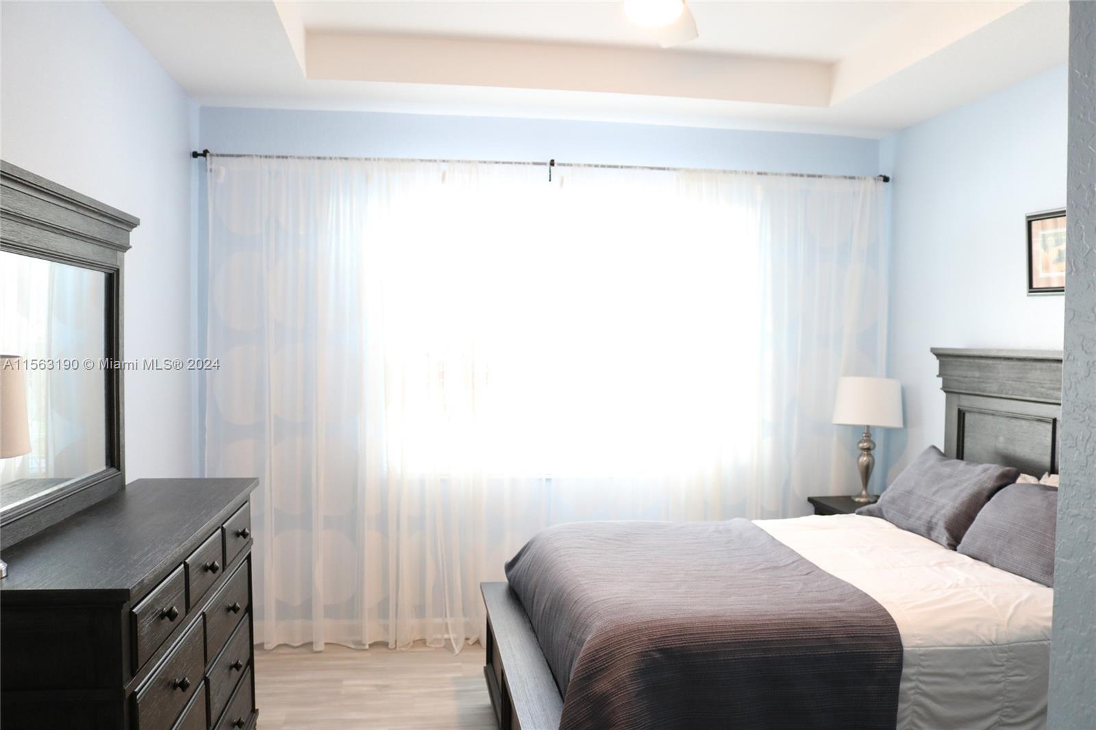 1032 Northeast 40th Road Homestead, FL 33033 - Photo 7 of 16 Gallery Image 7