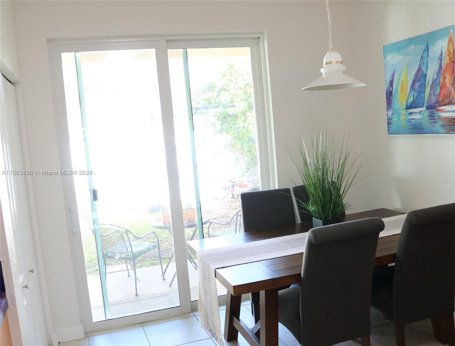 1032 Northeast 40th Road Homestead, FL 33033 - Photo 10 of 16 Gallery Image 10