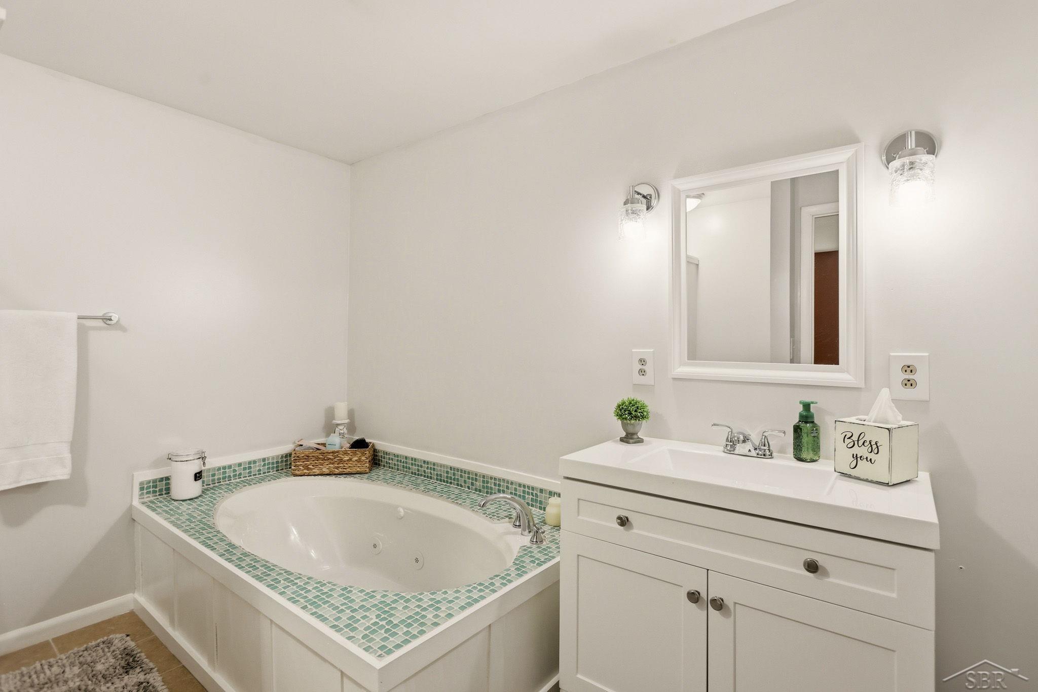 7165 Hospital Road Freeland, MI 48623 - Photo 22 of 99 Gallery Image 22