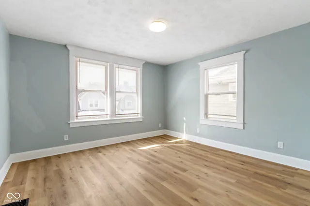 $160,000 | 19 Parkview Avenue, Indianapolis, IN 46201