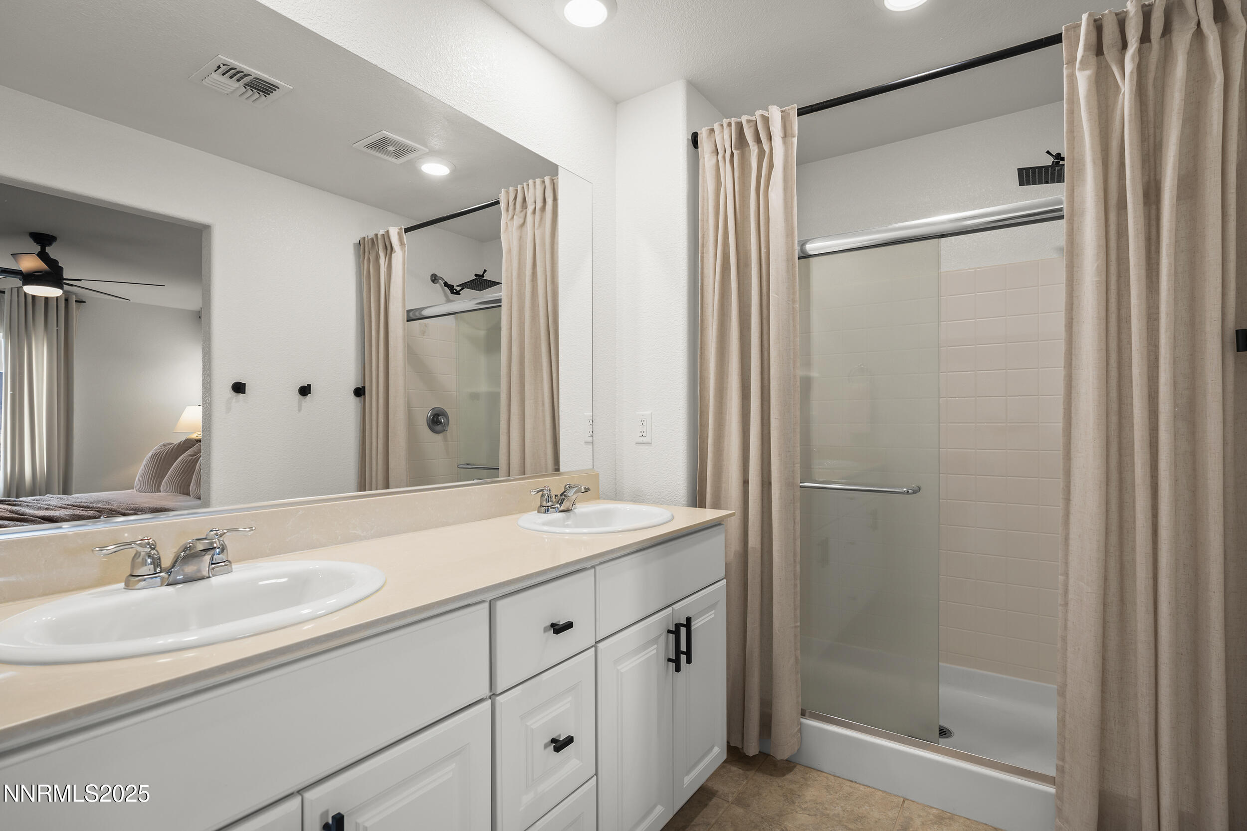 626 Coyote Bluff Reno, NV 89506 - Photo 15 of 35 17-print-_DSC8237