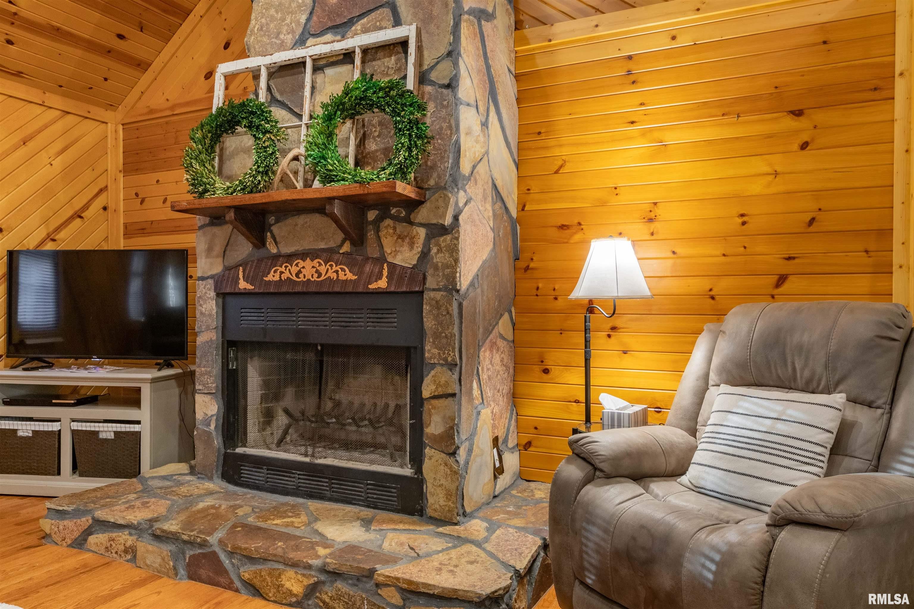 14826 Cambria Road Carterville, IL 62918 - Photo 12 of 58 Gallery Image 12