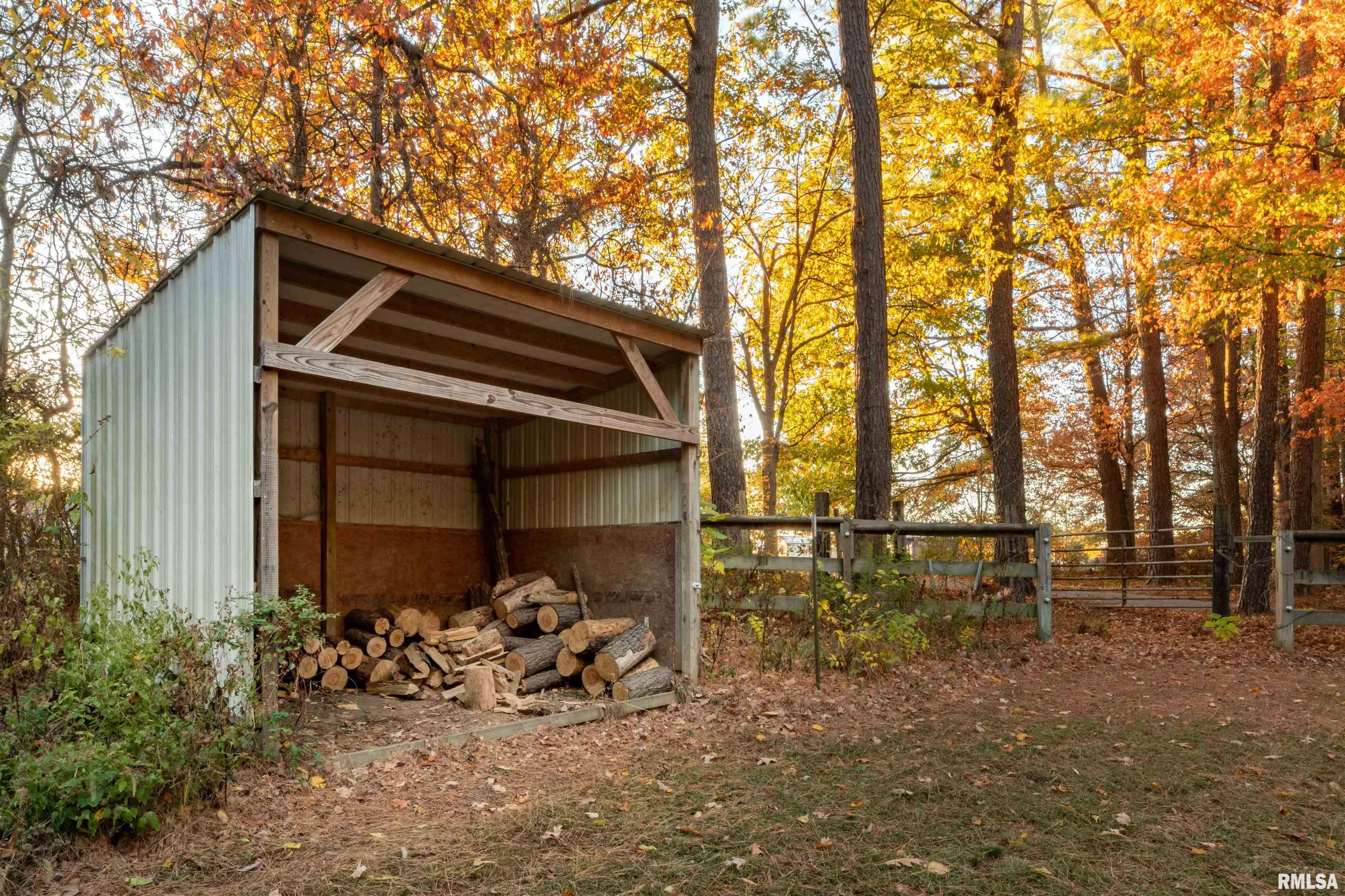 14826 Cambria Road Carterville, IL 62918 - Photo 40 of 58 Gallery Image 40