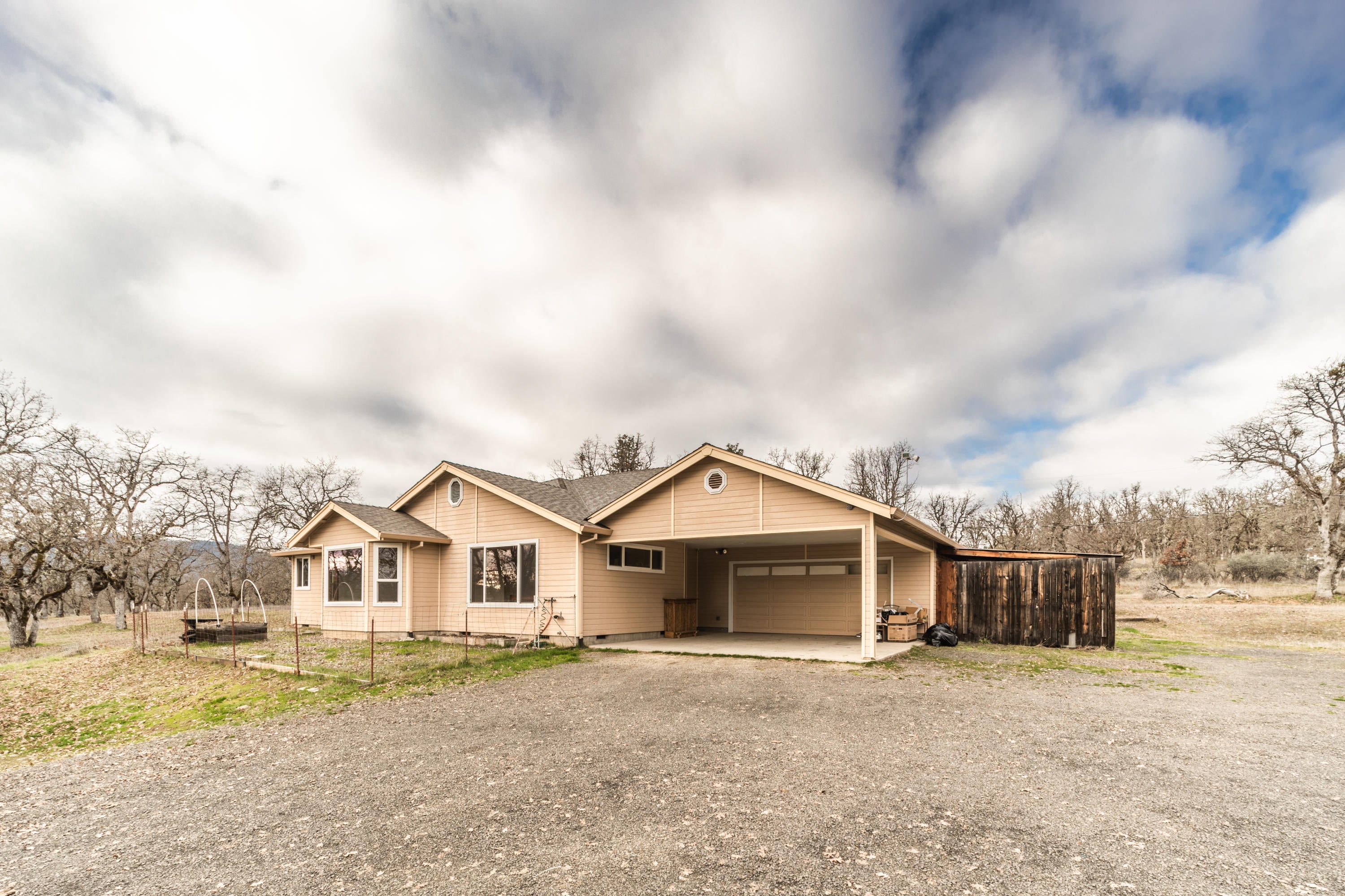 079A2799-HDR