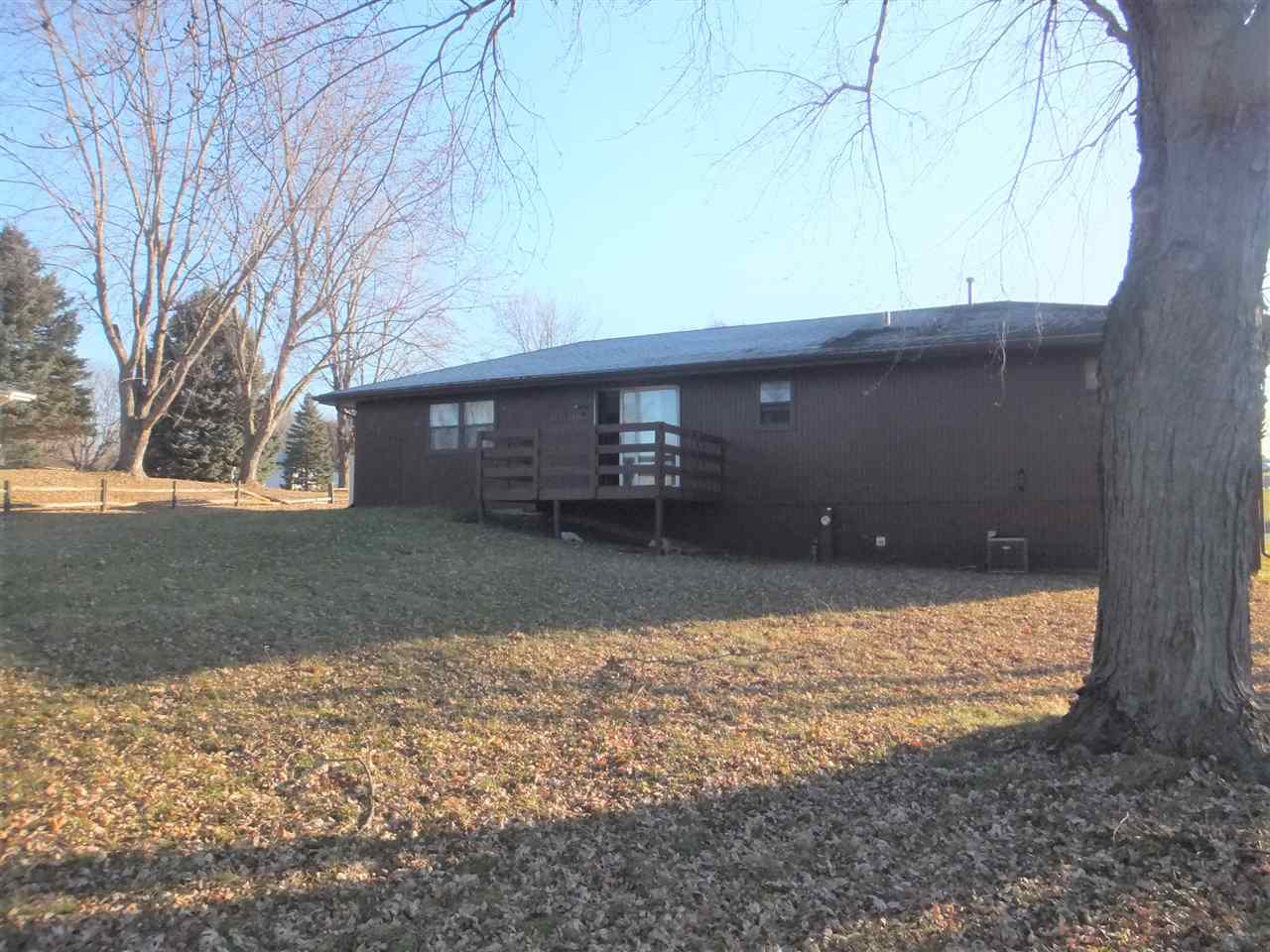 6102 Walnut Grove Road Loves Park, IL 61111 - Photo 3 of 21 Gallery Image 3