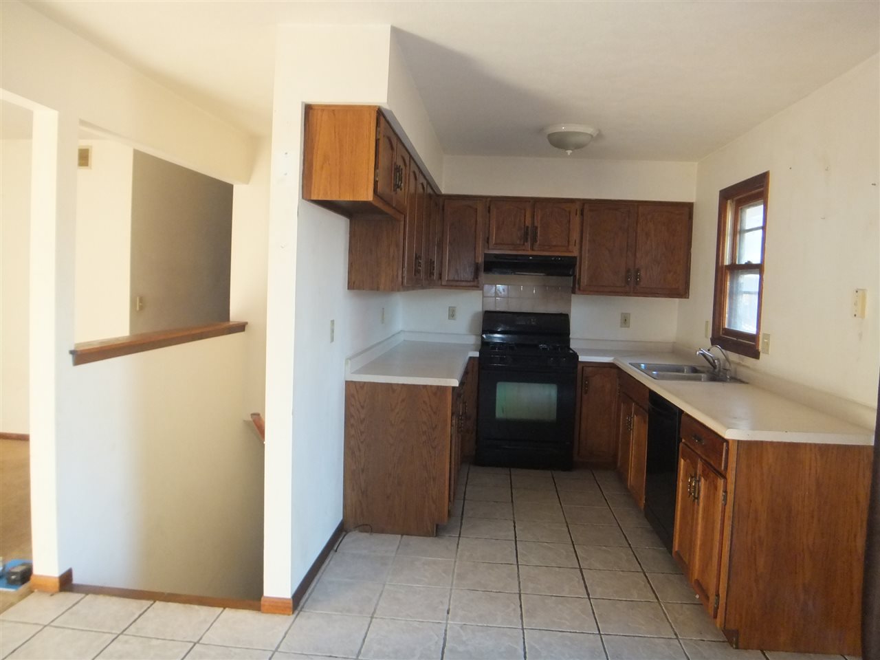 6102 Walnut Grove Road Loves Park, IL 61111 - Photo 10 of 21 Gallery Image 10