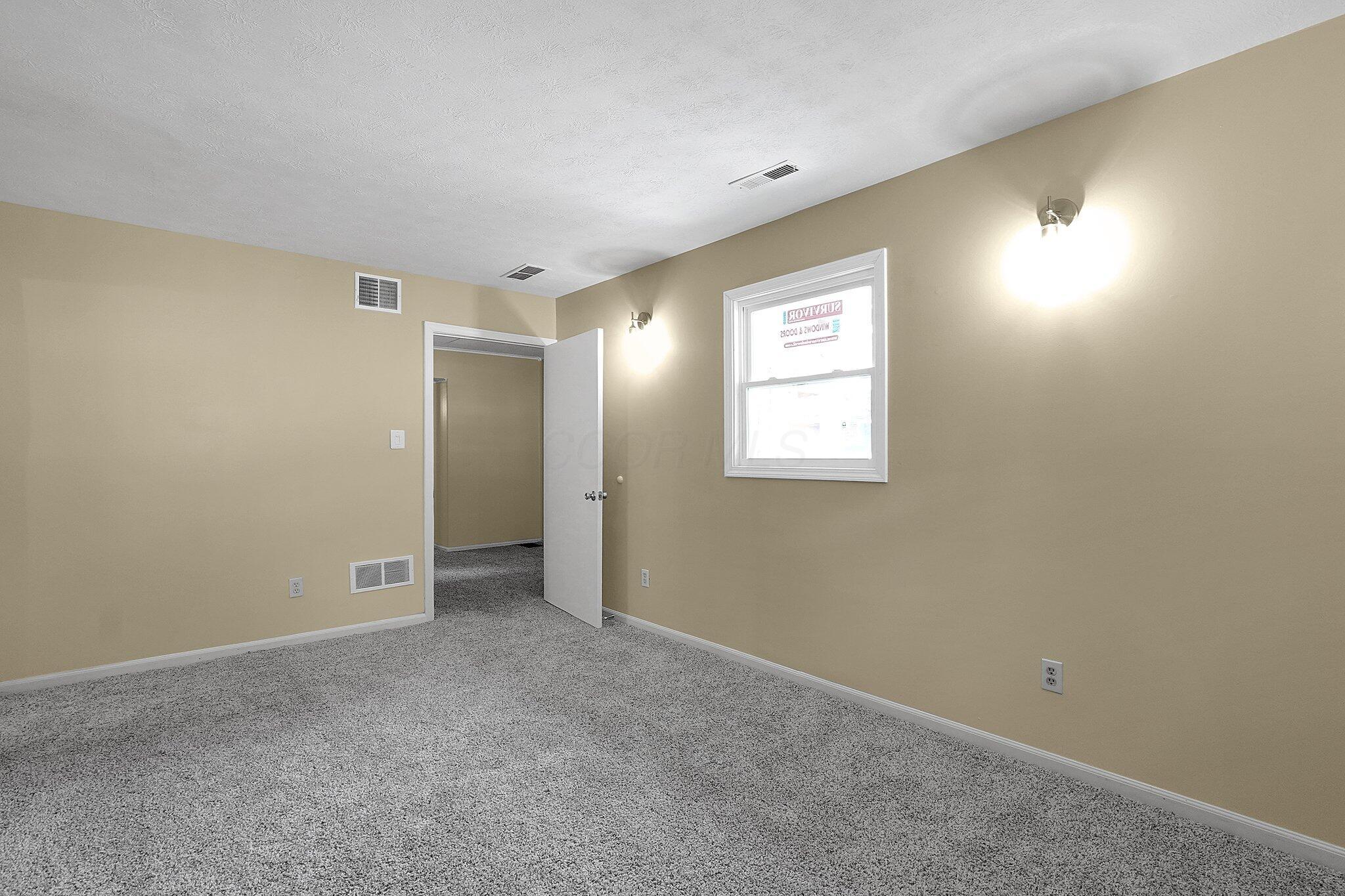 1086 South Hampton Road Columbus, OH 43227 - Photo 17 of 22 18-web-or-mls-1086-s-hampton-rd