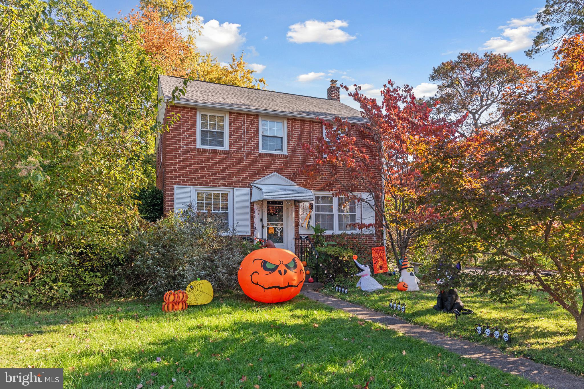 307 Derwyn Road Lansdowne, PA 19050 - Photo 1 of 33 Gallery Image 1