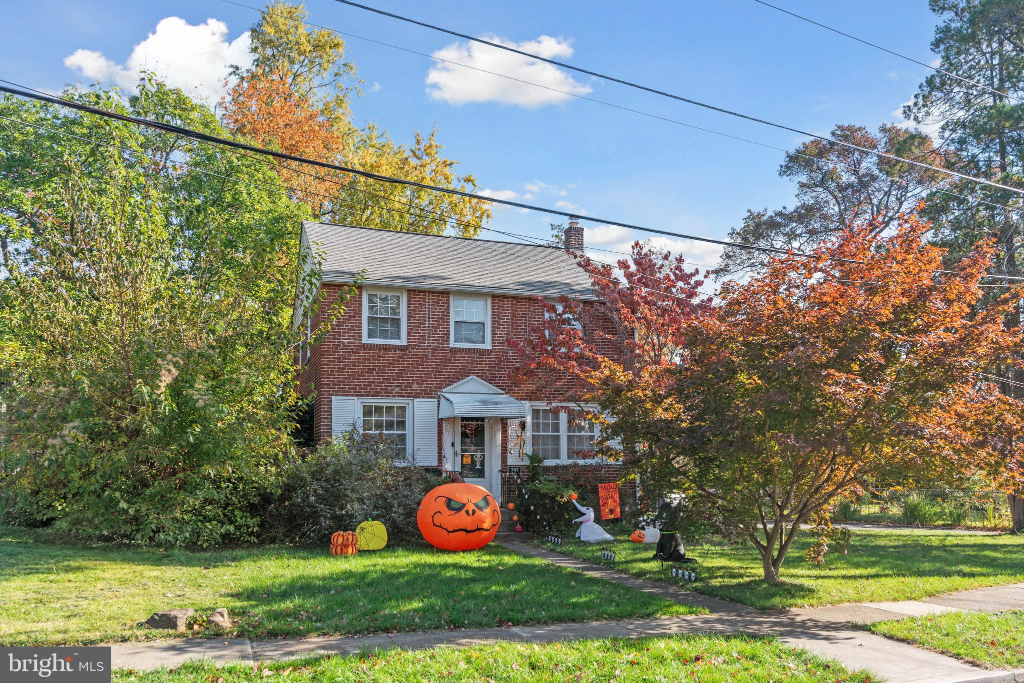 307 Derwyn Road Lansdowne, PA 19050 - Photo 2 of 33 Front of House