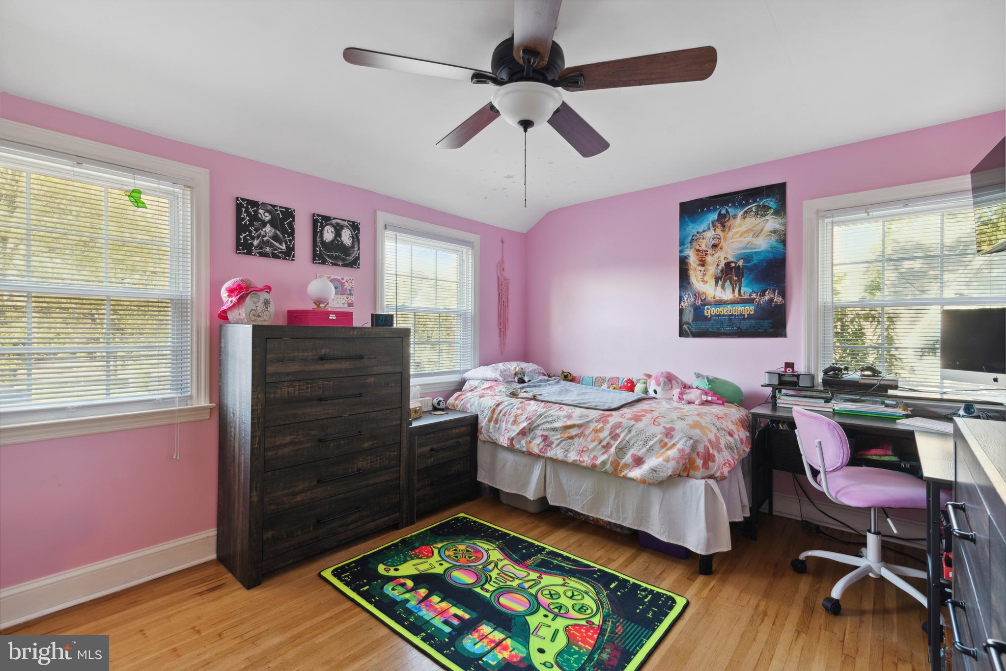 307 Derwyn Road Lansdowne, PA 19050 - Photo 23 of 33 Upstairs Bedroom 2