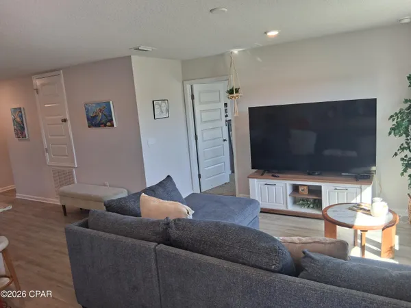 $305,000 | 270 Boggy Crk Way, Callaway, FL 32404