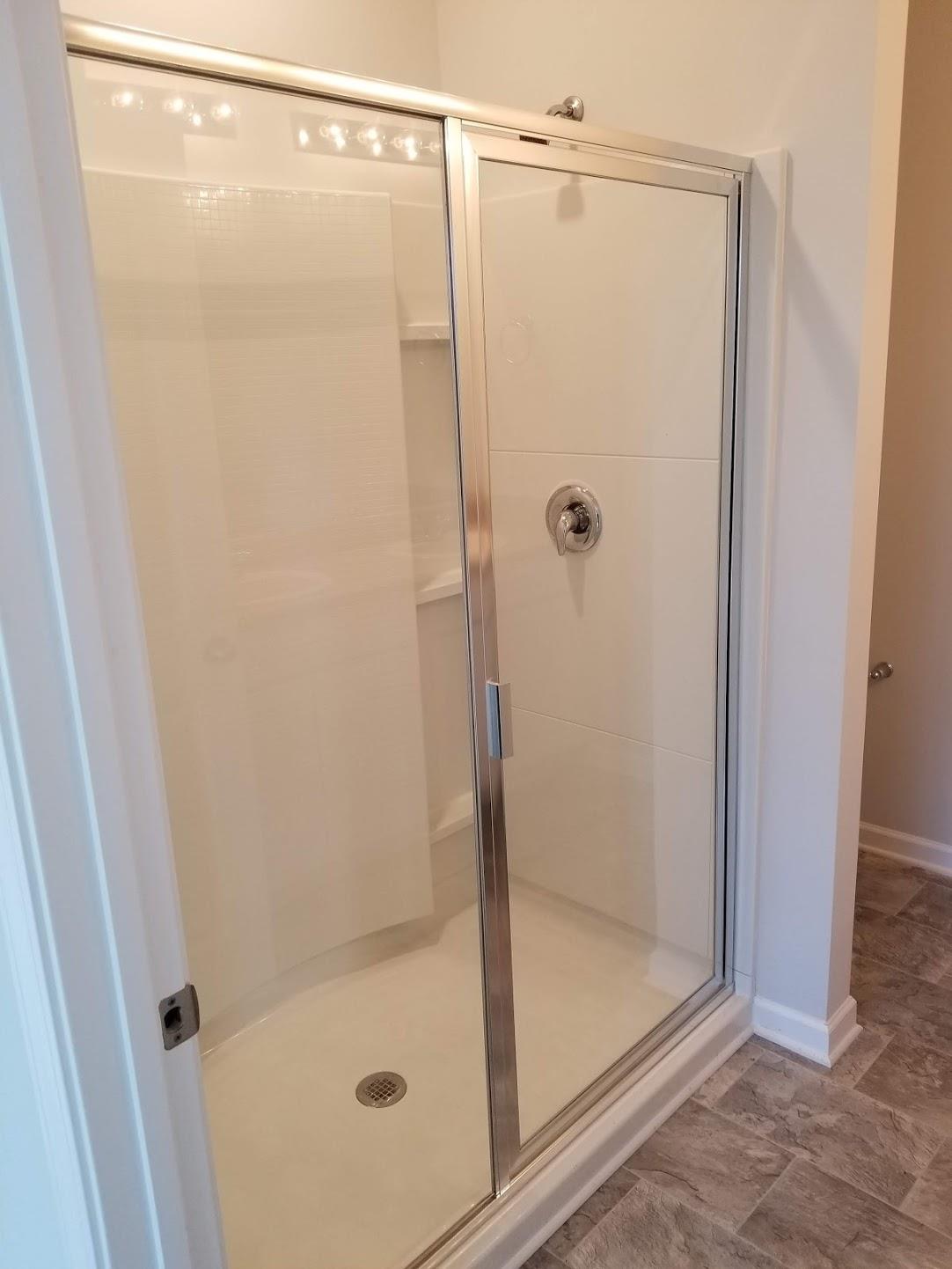 9006 Fenton Road Lebanon, TN 37087 - Photo 8 of 20 5 Foot shower in Master Bath with glass door.