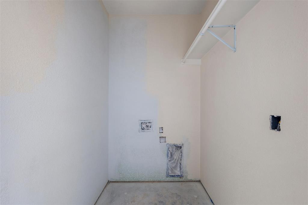 211 Lopez Street Bellmead, TX 76705 - Photo 13 of 15 a view of bathroom