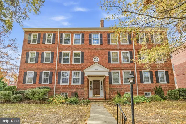 $538,500 | 2942 South Columbus Street, Unit A2, Arlington, VA 22206