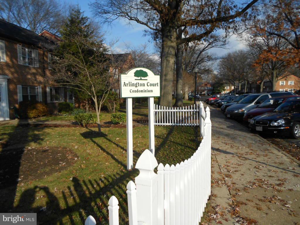 2811 16th Road South, Unit 2811A Arlington, VA 22204 - Photo 2 of 30 Secluded community off the beaten path.