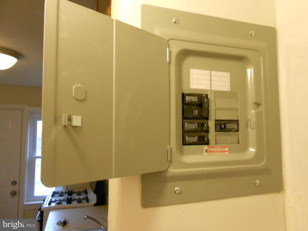 2811 16th Road South, Unit 2811A Arlington, VA 22204 - Photo 16 of 30 New breaker box in pantry