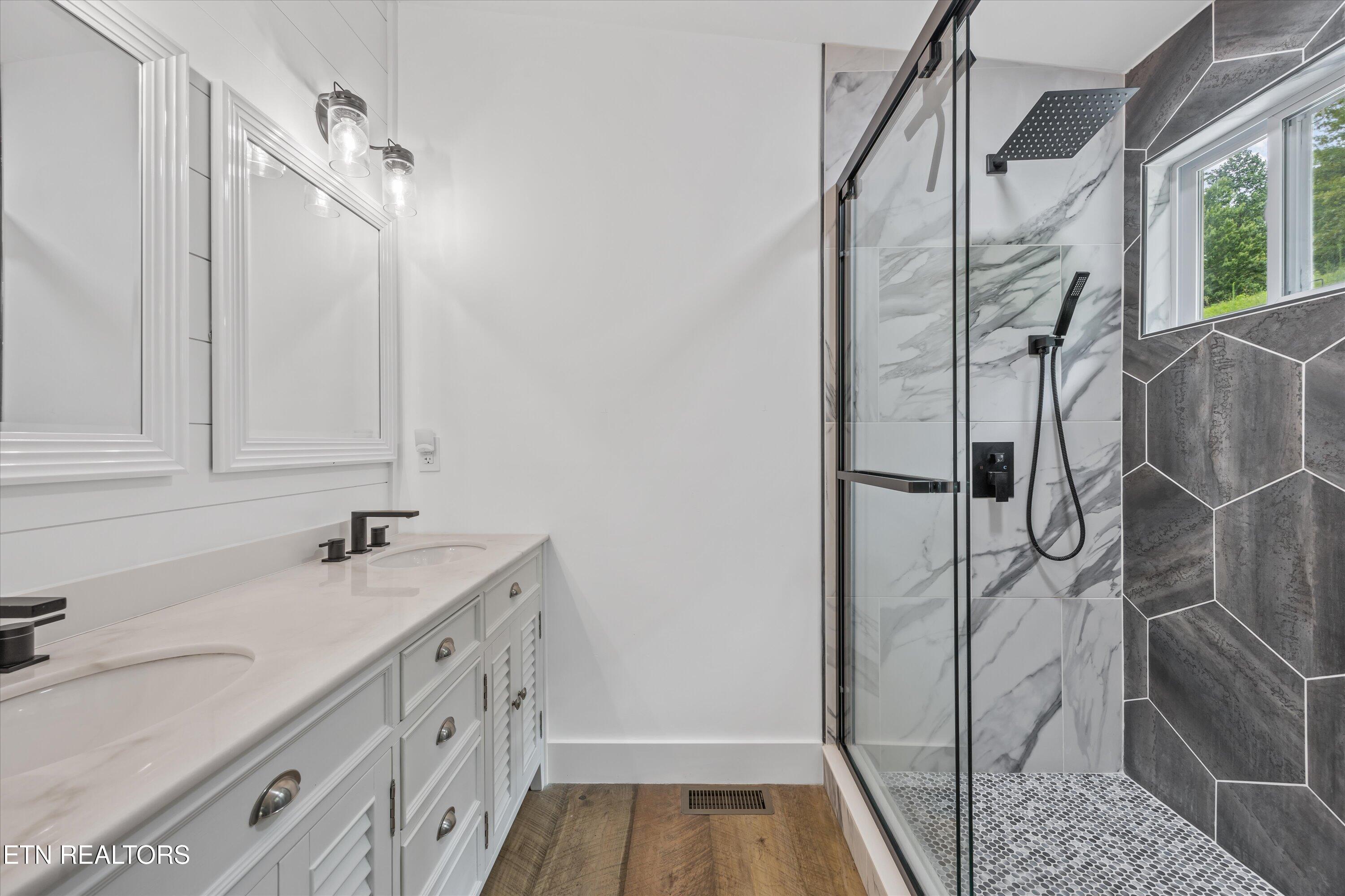 486 Steer Creek Road Tellico Plains, TN 37385 - Photo 20 of 54 20-486 Steer Creek Rd27