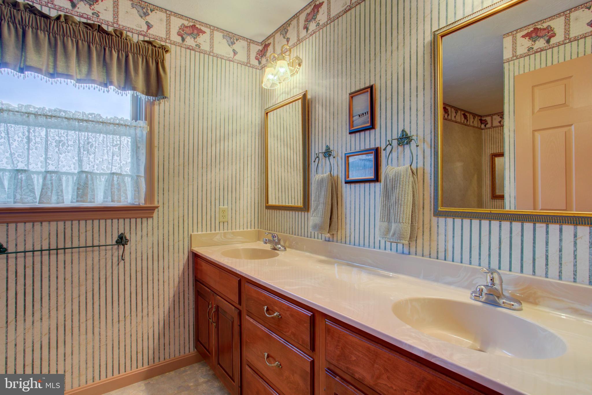 44 Field Lane Lititz, PA 17543 - Photo 18 of 49