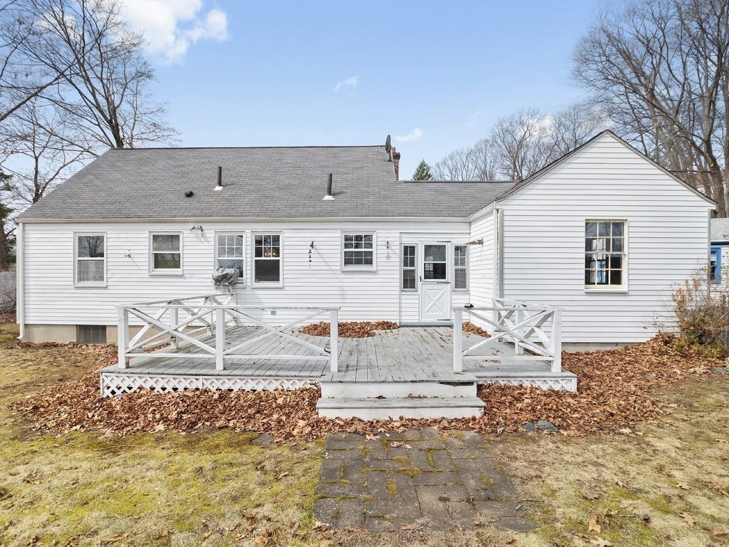 15 Westbrook Circle Waltham, MA 02453 - Photo 32 of 39