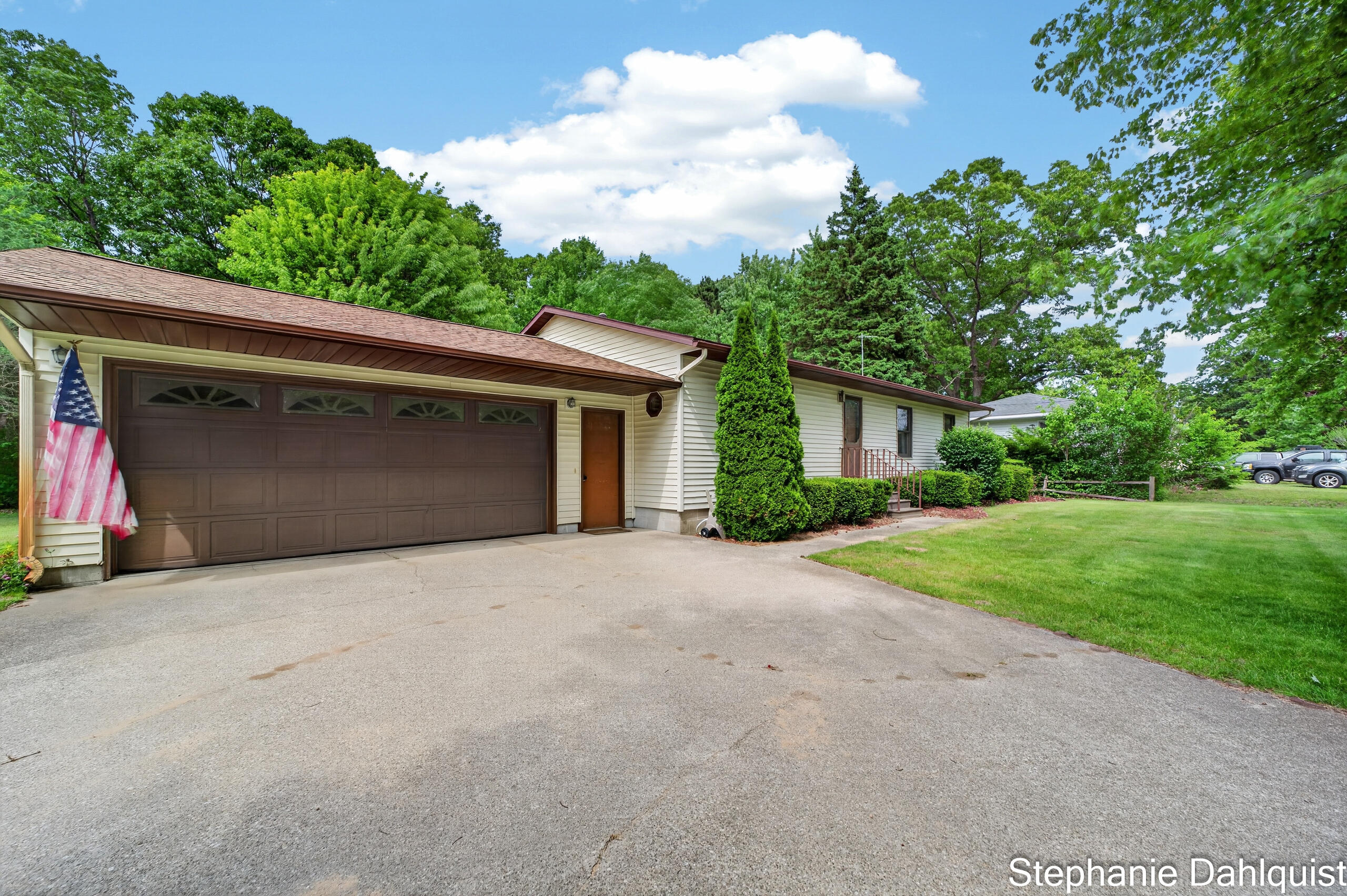 1646 West Giles Road Muskegon, MI 49445 - Photo 5 of 37 1646 W Giles Rd (4 of 37)