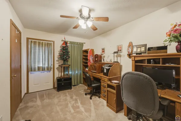 $229,900 | 7355 Southwest 23rd Court, Topeka, KS 66614