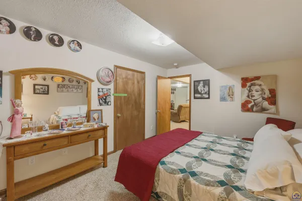 $229,900 | 7355 Southwest 23rd Court, Topeka, KS 66614