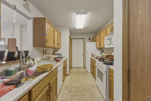 $229,900 | 7355 Southwest 23rd Court, Topeka, KS 66614