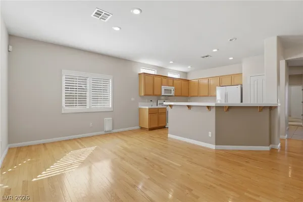 $2,450 | 1280 Dressen Avenue, Las Vegas, NV 89123