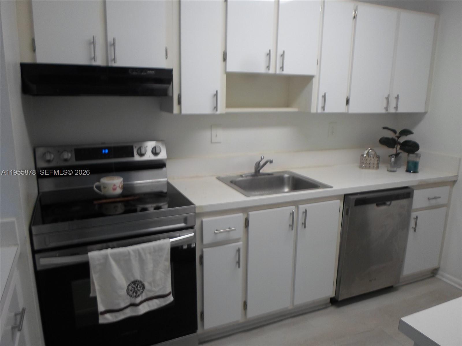 20760 Northeast 4th Court, Unit 201 Miami, FL 33179 - Photo 17 of 55