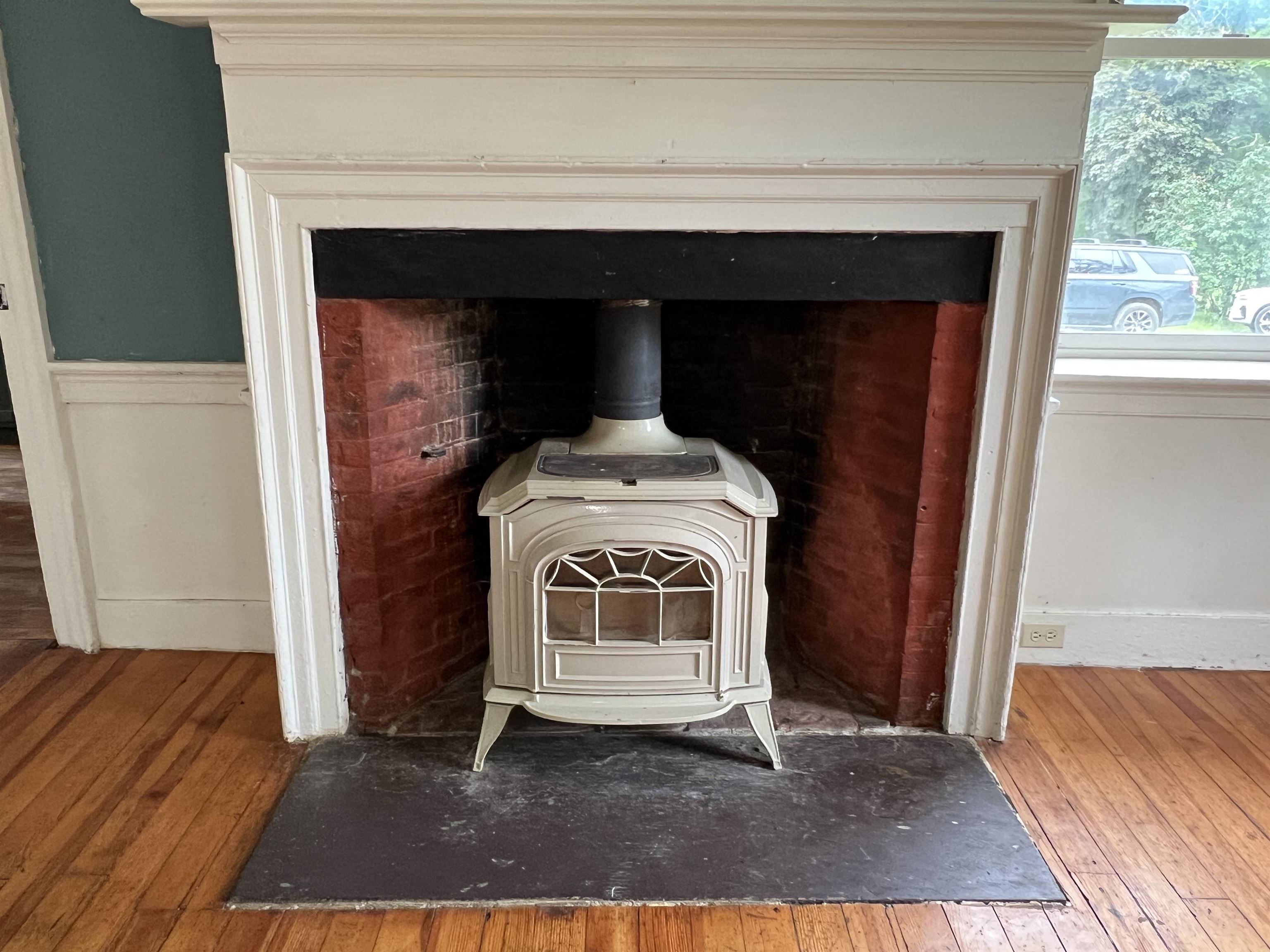 249 Ward Road Poultney, VT 05764 - Photo 9 of 52