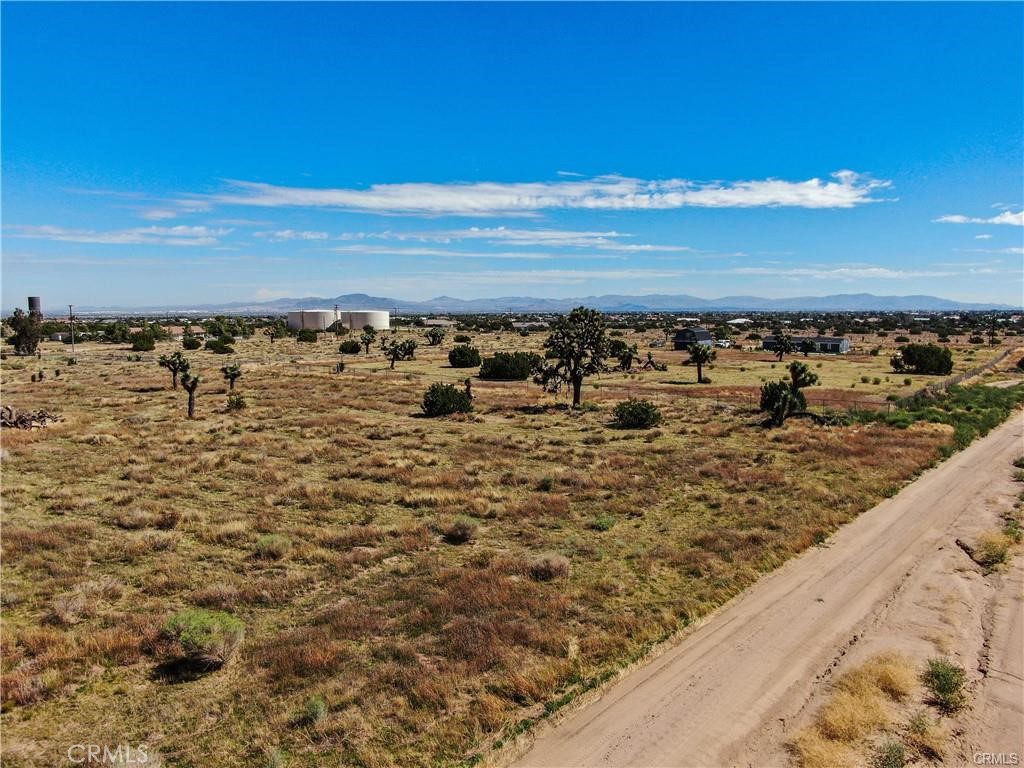0 Bonanza Phelan, CA 92371 - Photo 19 of 26 a view of city and ocean