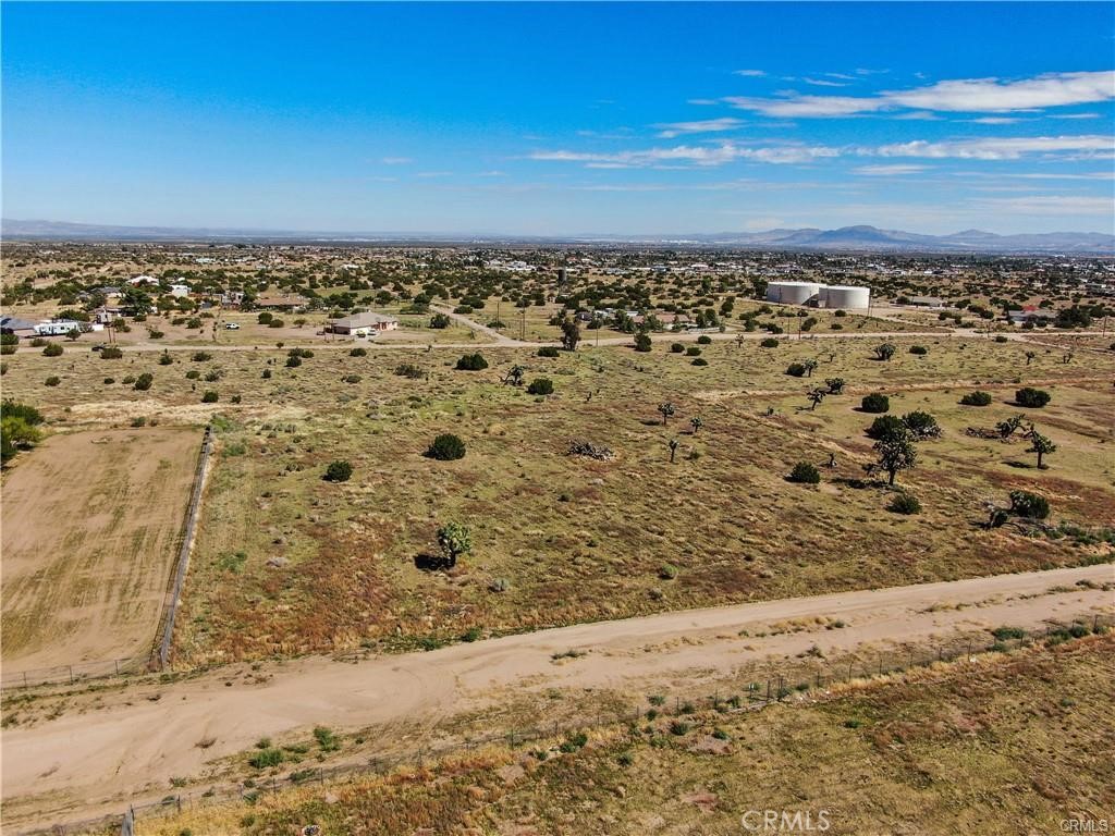 0 Bonanza Phelan, CA 92371 - Photo 10 of 26 a view of yard