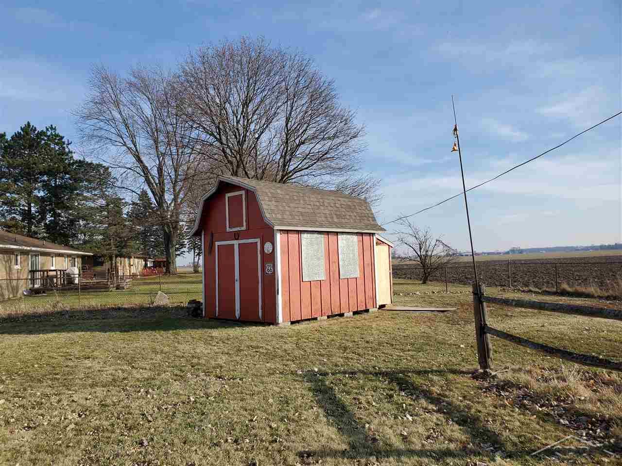 5182 Wakefield Road Saginaw, MI 48601 - Photo 26 of 29 50002804-25.JPG
