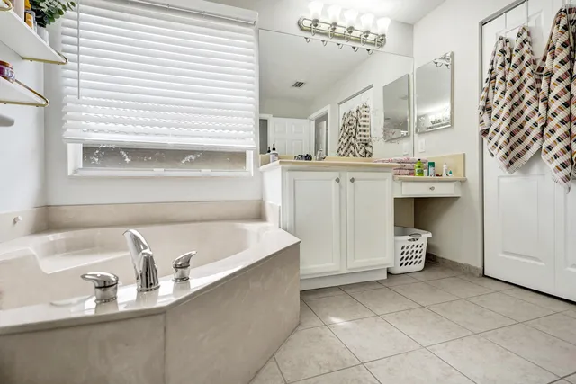 $760,000 | 8876 Sandy Crest Lane, Boynton Beach, FL 33473