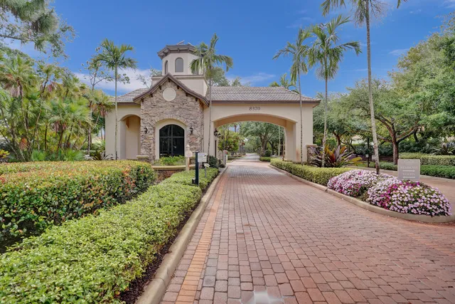 $760,000 | 8876 Sandy Crest Lane, Boynton Beach, FL 33473