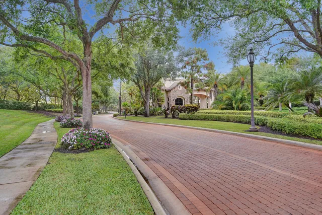 $760,000 | 8876 Sandy Crest Lane, Boynton Beach, FL 33473