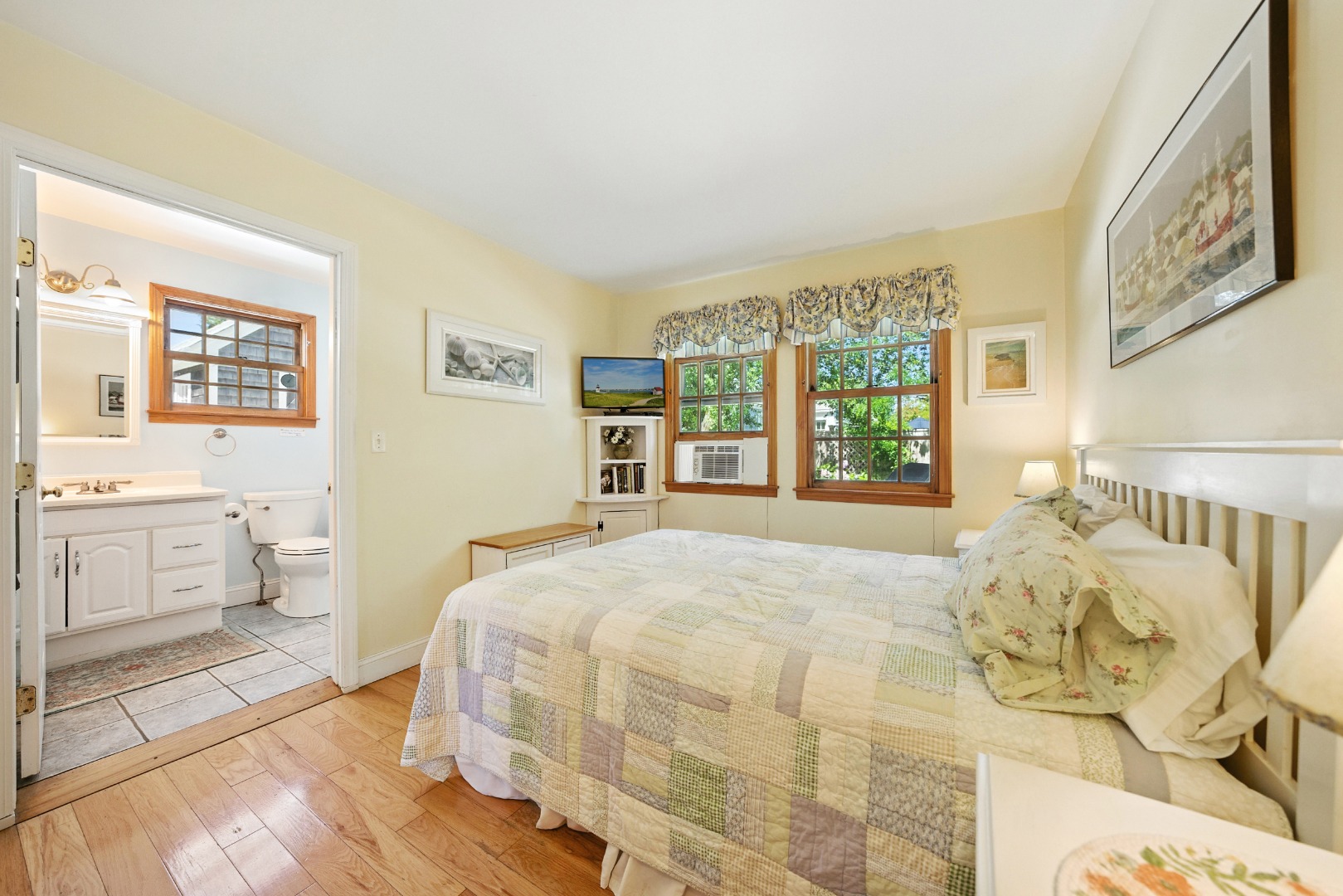 52 Pleasant Street Nantucket, MA 02554 - Photo 16 of 36