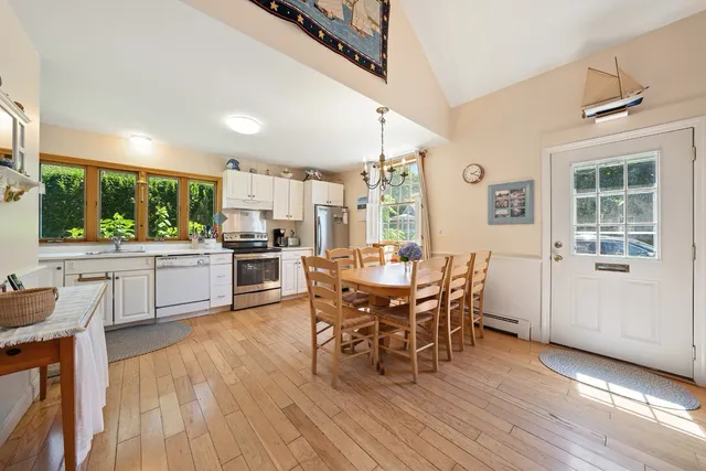 $2,295,000 | 52 Pleasant Street, Nantucket, MA 02554