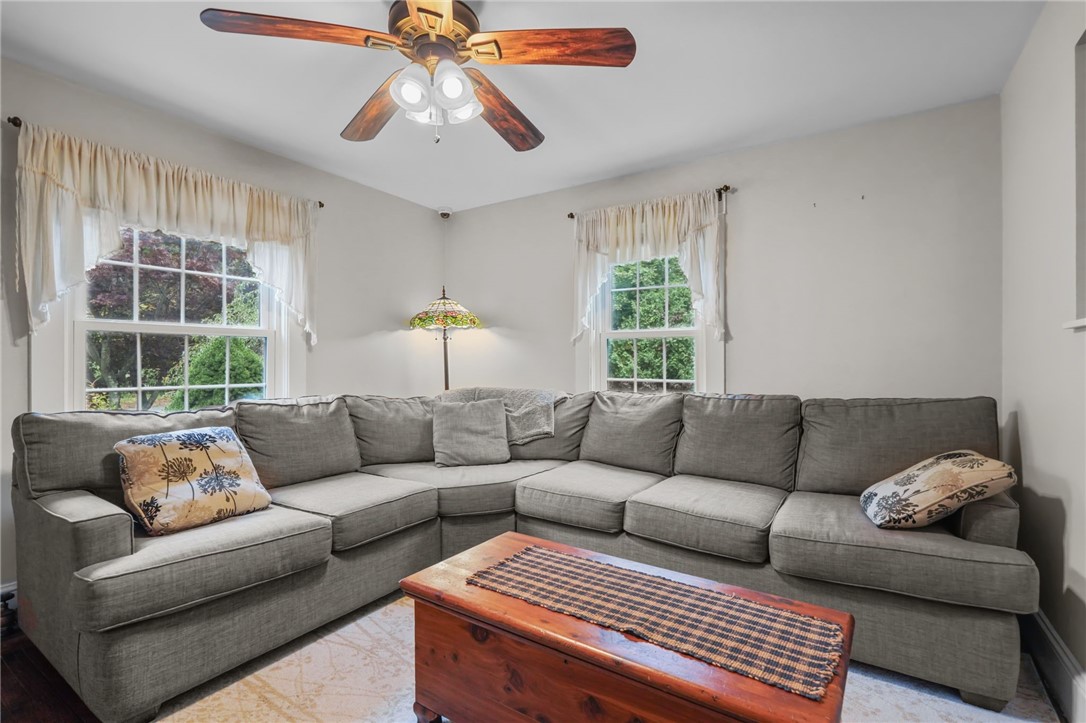 12 Chestnut Hill Road Glocester, RI 02814 - Photo 11 of 43