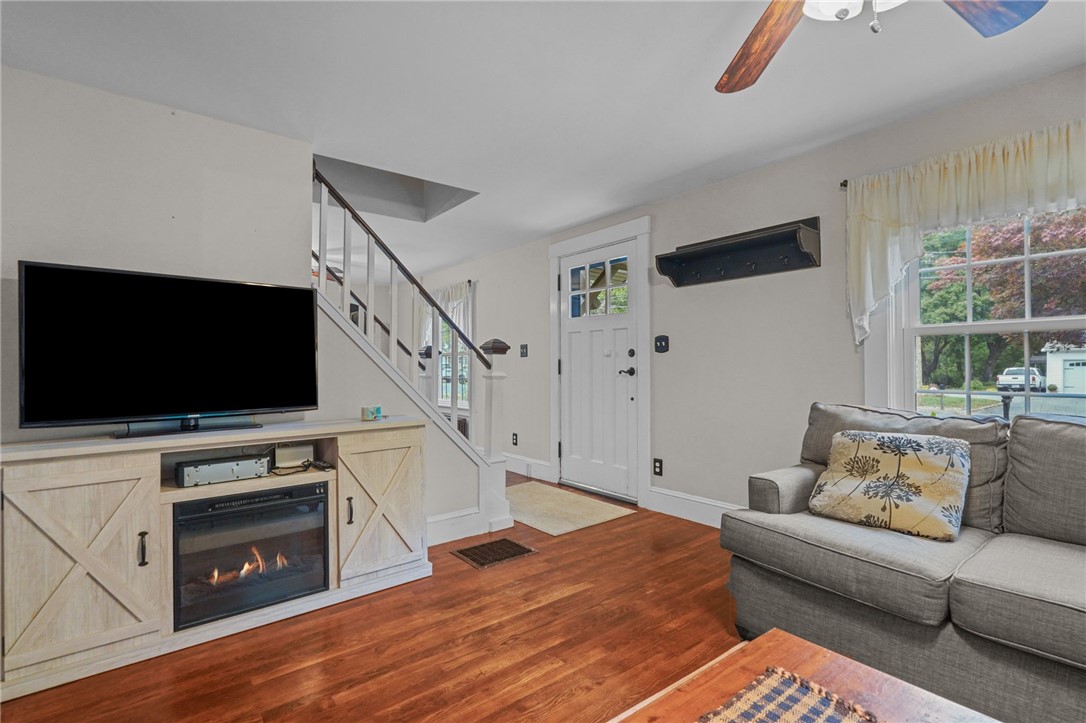 12 Chestnut Hill Road Glocester, RI 02814 - Photo 12 of 43