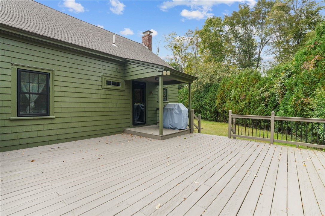 12 Chestnut Hill Road Glocester, RI 02814 - Photo 40 of 43
