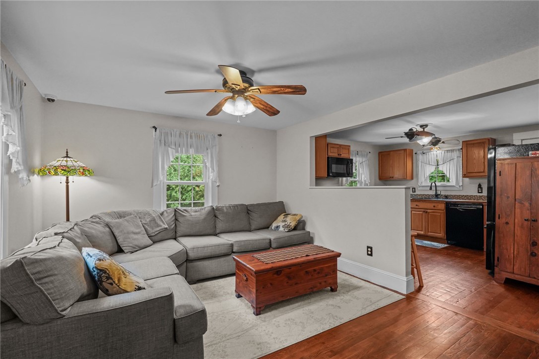 12 Chestnut Hill Road Glocester, RI 02814 - Photo 10 of 43