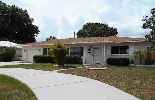 $2,550 | 4201 Benson Avenue North, St. Petersburg, FL 33713