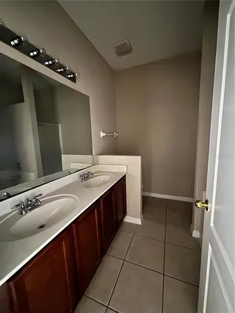 $2,000 | 4317 Creeks Run Boulevard, Kissimmee, FL 34746