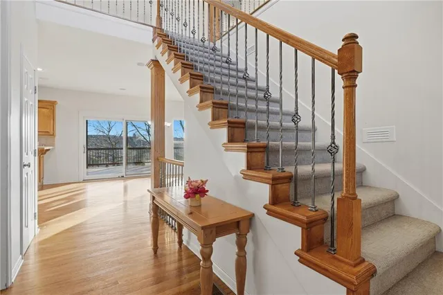 $585,000 | 9007 Northeast 92nd Terrace, Kansas City, MO 64157