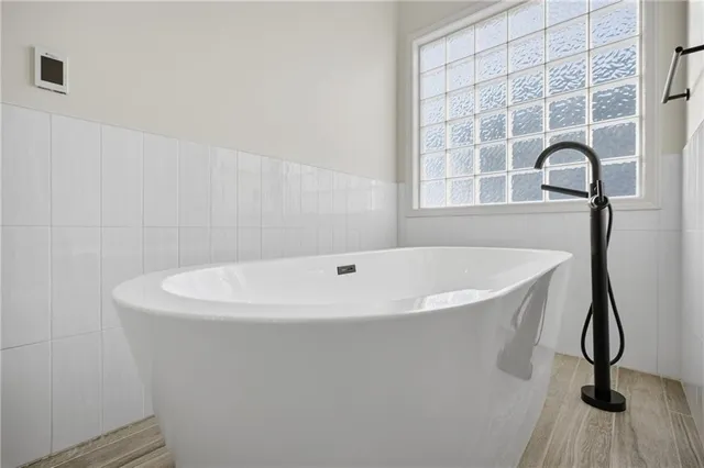 $585,000 | 9007 Northeast 92nd Terrace, Kansas City, MO 64157