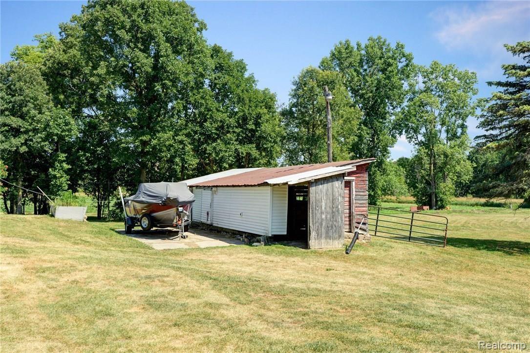 9675 Roberts Road Gregory, MI 48137 - Photo 10 of 33 3-stall runout (lean-to) with feed room & 30-amp service.