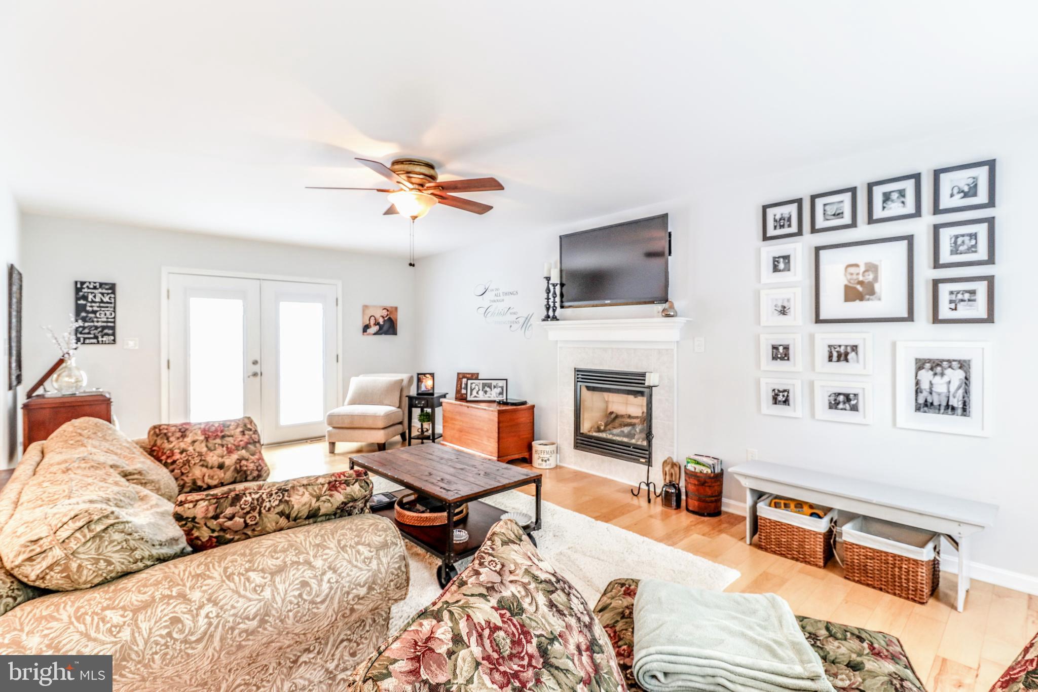 11416 Redlands Road Lusby, MD 20657 - Photo 13 of 36 Living Room - Main Level