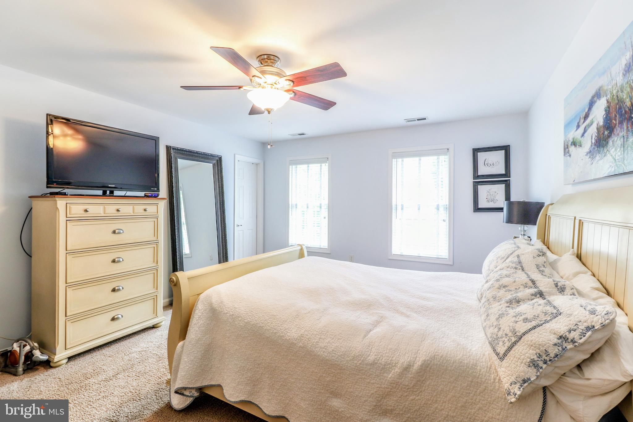 11416 Redlands Road Lusby, MD 20657 - Photo 17 of 36 Master Bedroom - Upper Level
